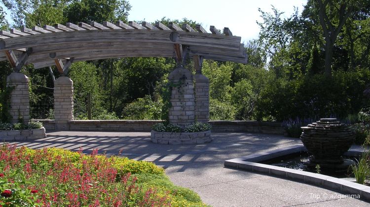 University Of Michigan Matthaei Botanical Gardens Travel Guidebook