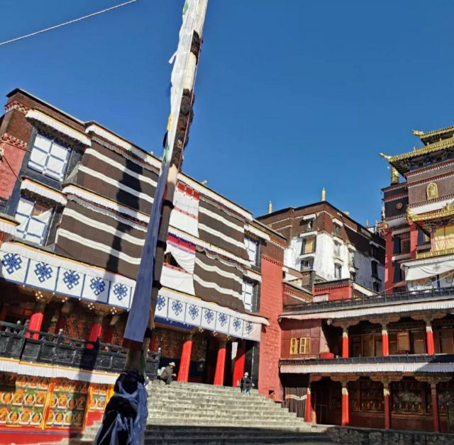日喀则扎寺广场旅行图片 1