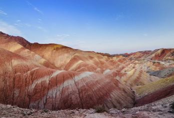 张掖七彩丹霞+平山湖大峡谷一日游【1-8人宽松团/上门接送】【[纯玩无购物]充足游玩时长，拒绝走马观花，全程纯玩无购物】