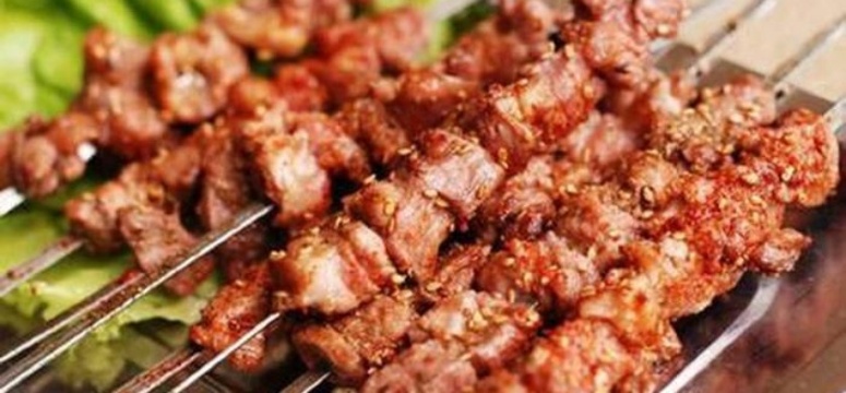 天山二师兄猪肉串餐厅图片