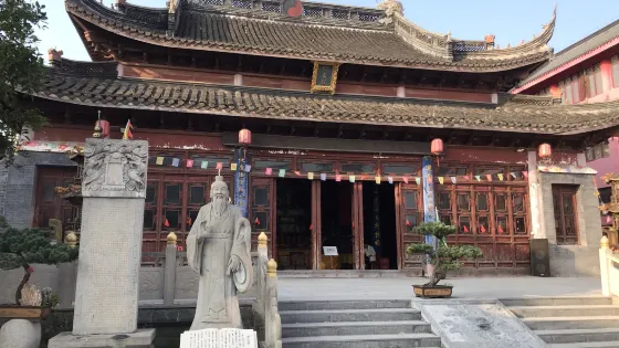 靈威觀