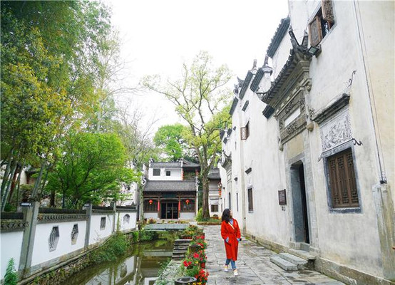 江西婺源最有情怀的小镇,重现千年古徽州生活,春天风景美如画卷