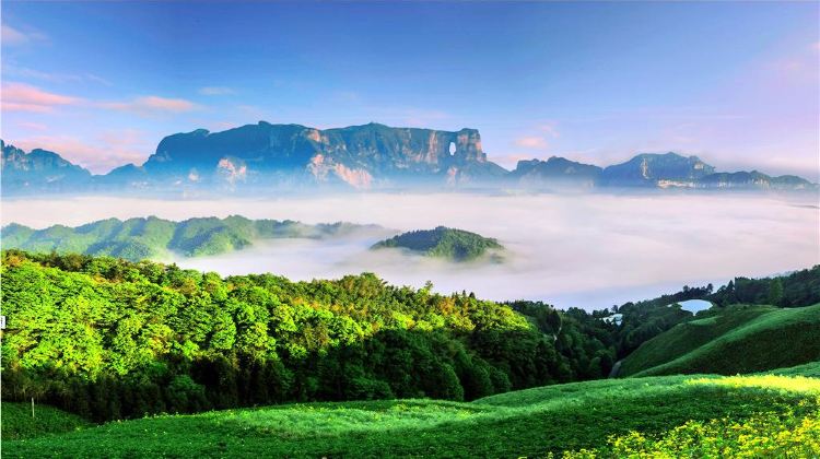 2D1N · Group Tours · Mini group of 6 people: Avatar Hallelujah Mountains + Tianmen Mountain + Grand Canyon Glass Bridge