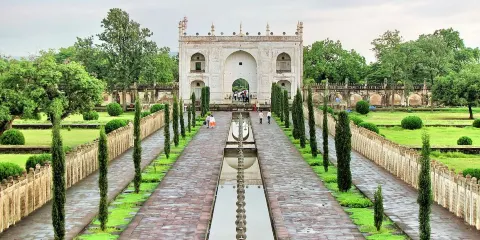 比比卡巴格巴拉陵