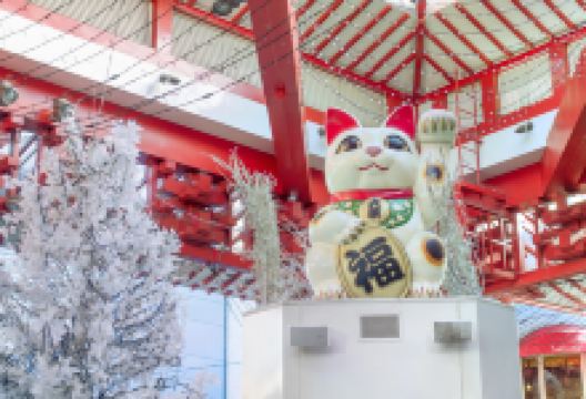 巨大招财猫景点图片