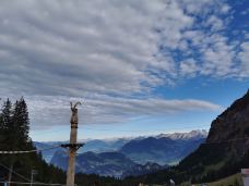 皮拉图斯山-阿尔卑纳赫-yanglish