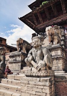 尼亚塔波拉神庙-巴克塔普尔-小小呆60