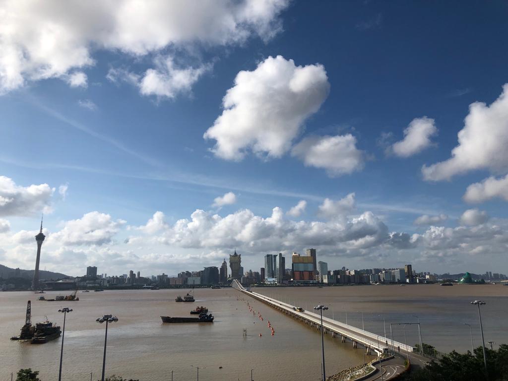 大型浮雕及瞭望台