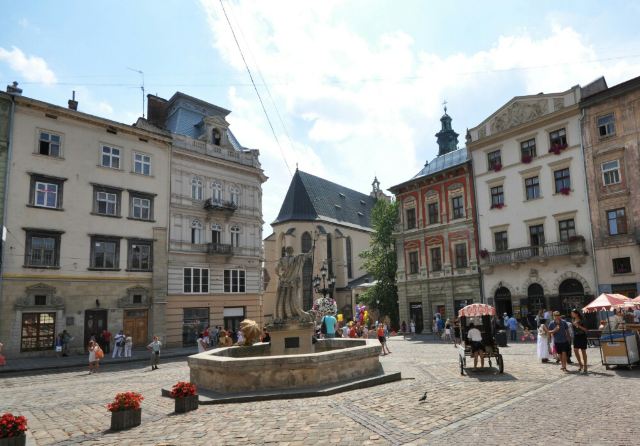 Rynok Square