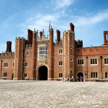 英国格拉斯哥+爱丁堡+约克+伦敦5日4晚拼小团