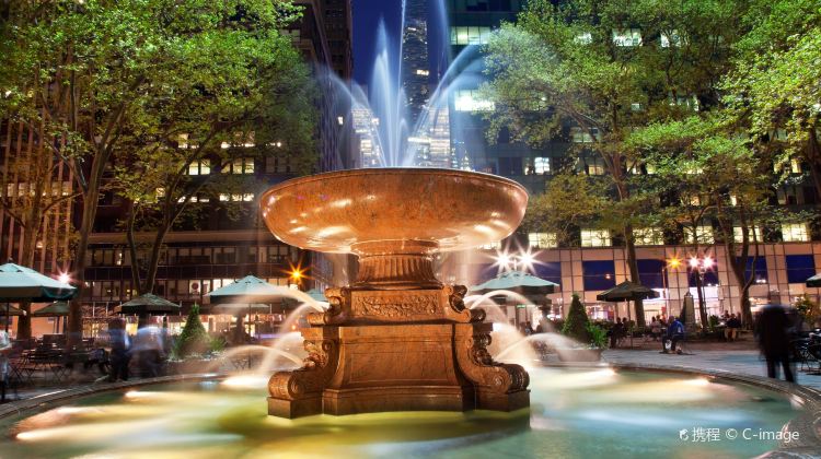 8-Day New York + Canada East Coast Tour·Niagara Falls, Toronto, Quebec, Montreal and Ottawa | JFK/LGA airport pick-up