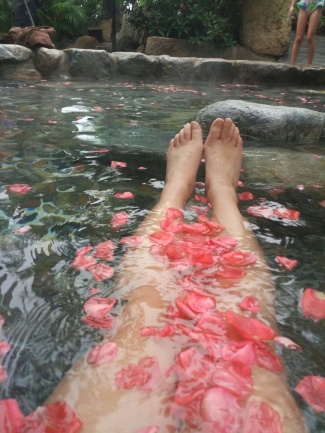 Riyuegu HotSprings Resort