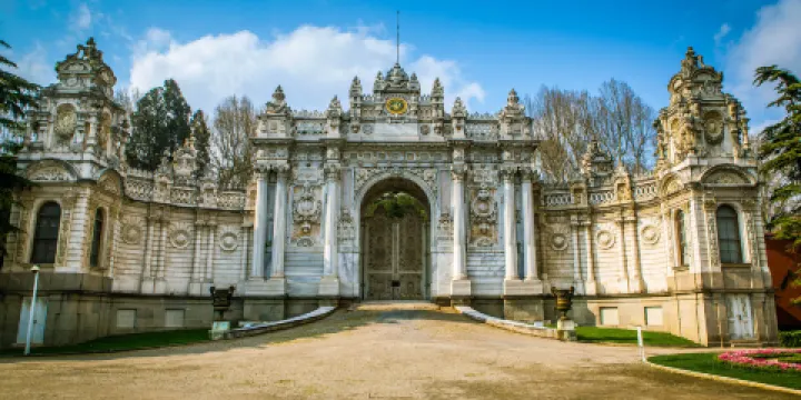 多爾瑪巴赫切宮