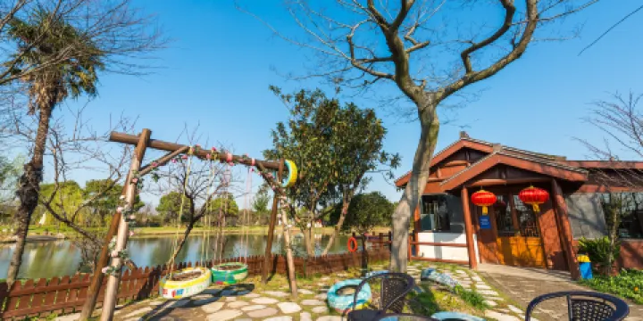 鵝湖玫瑰文化園