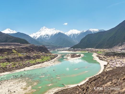 雅鲁藏布大峡谷