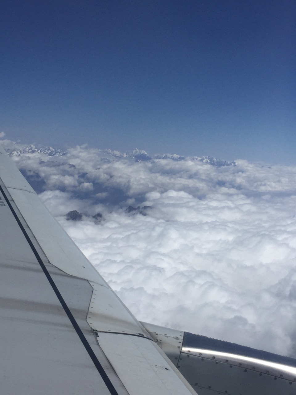 飞机上的雪山