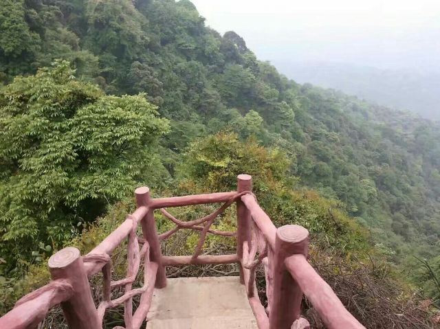몽정산