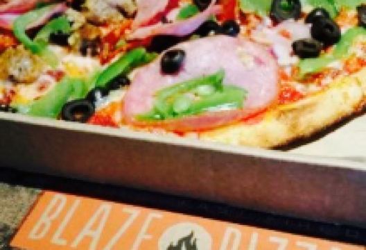 Blaze Pizza美食图片