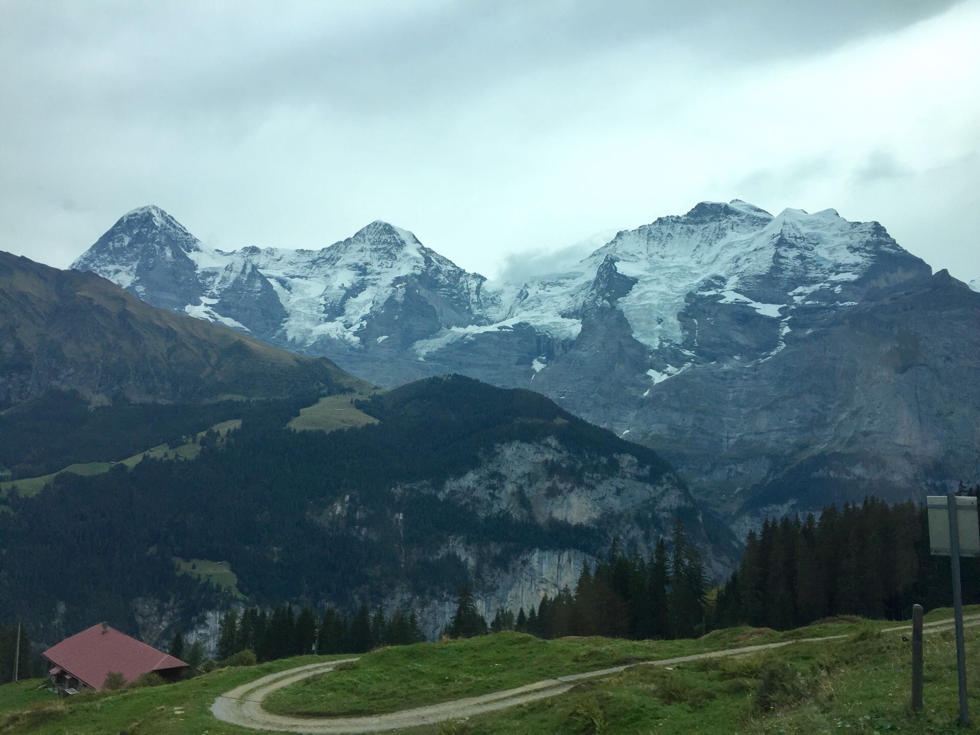 天气不好的瑞士真心让人心生惆怅