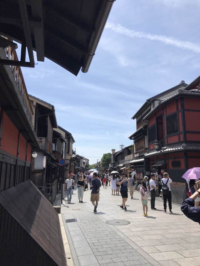 Hanamikoji