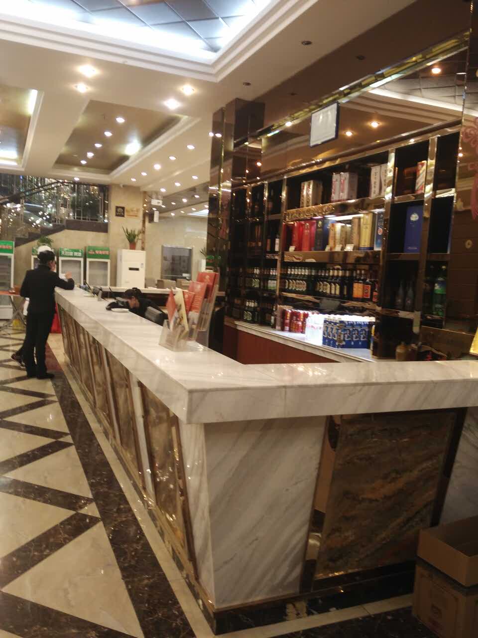 天外天美食广场