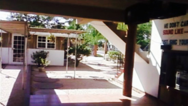 Manatee Lookout Restaurant and Bar