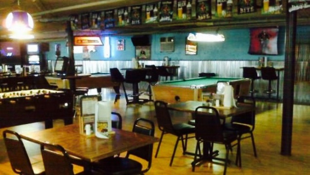 Chicken Coop Sports Bar & Grill餐厅图片