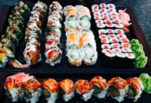 One More Sushi美食图片