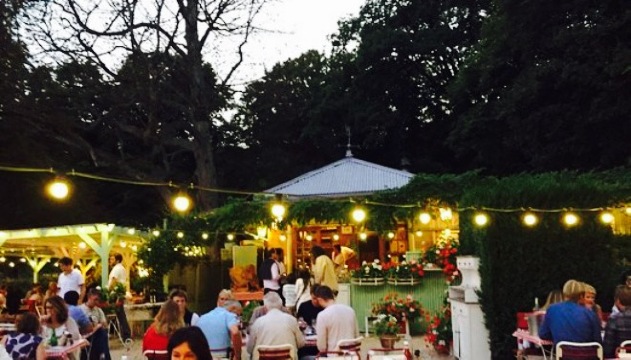 Chalet de l'Oasis餐厅图片