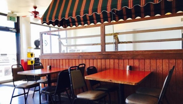 DJ's Pizza Place