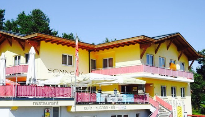 Appartementhaus Sonneck餐厅图片