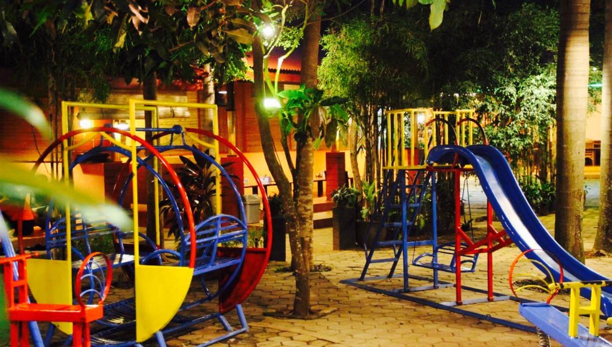 Kampoeng Bamboe Restoran