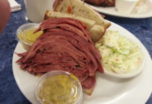 Harold's New York Deli Restaurant美食图片