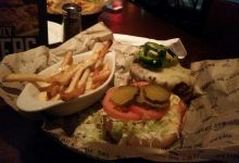 Bar Louie - Perrysburg美食图片