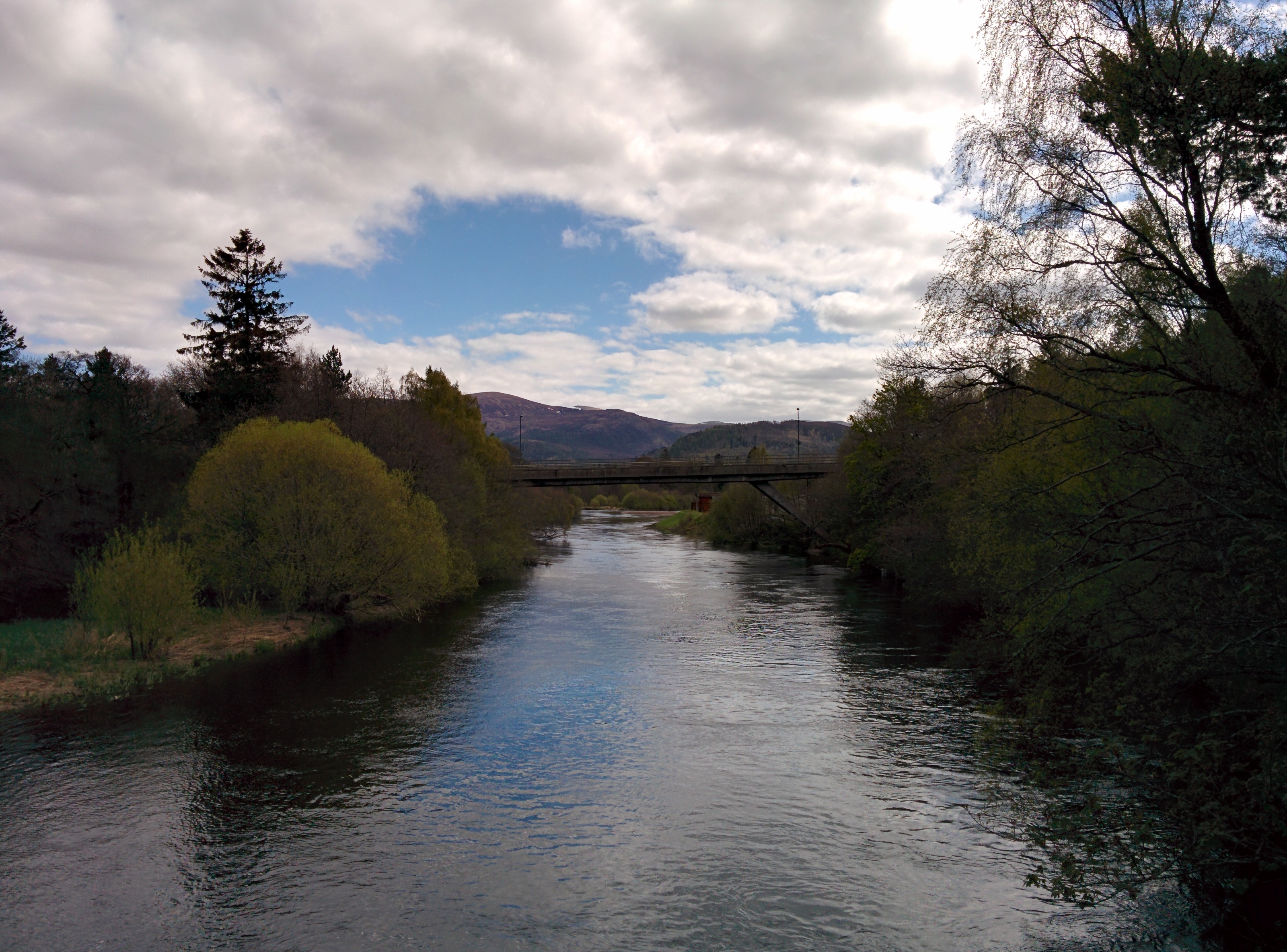 Old Bridge Inn餐厅图片