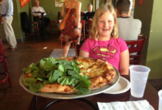 Salty Caper美食图片