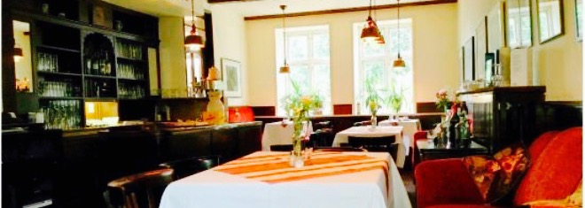 Zur Linde Rogalla餐厅图片