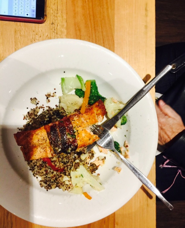 Olims Bar & Bistro餐厅图片