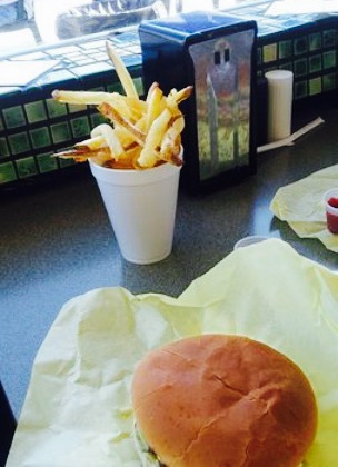 Bud's Burgers餐厅图片