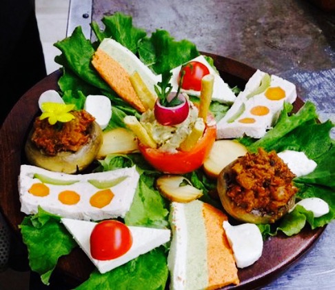 Bar-Restaurant Legjenda餐厅图片