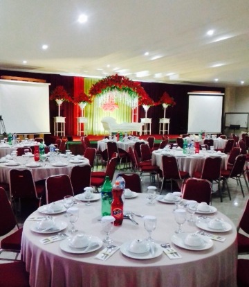 D'Garden Hall & Resto