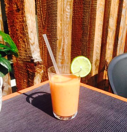 Cafe in the Birth House Ferdinand Porsche餐厅图片