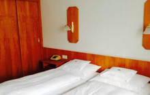 Landhotel Gasthof zur Krone餐厅图片