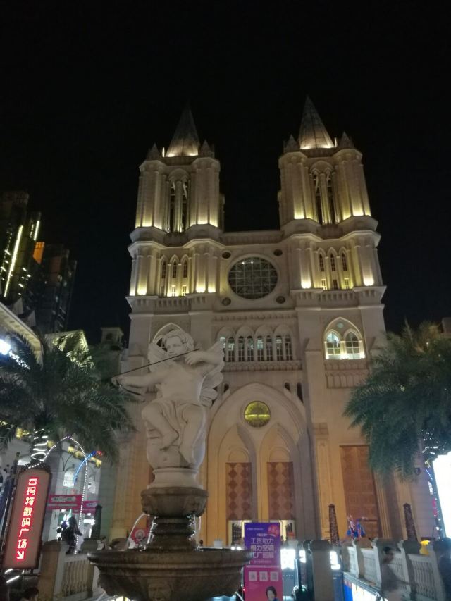 光谷多莫大教堂好玩吗,光谷多莫大教堂景点怎