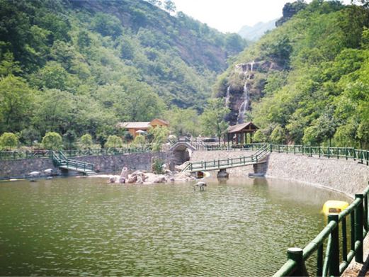 鹤鸣峡风景区