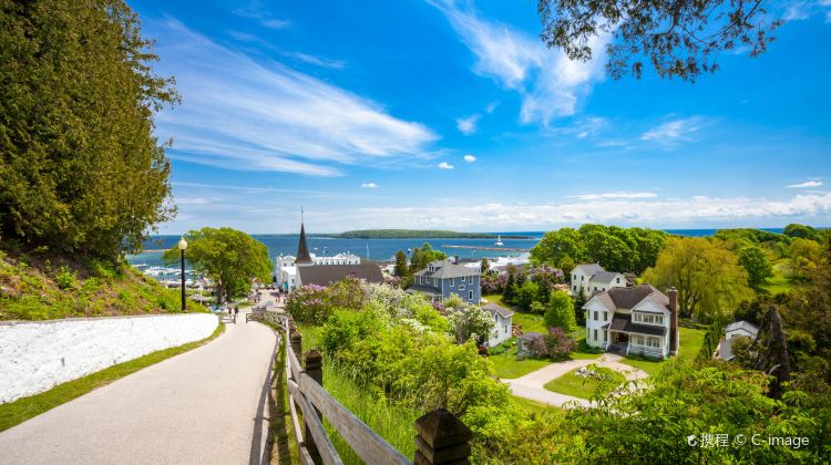 4-Day Bus Tour from Chicago·Milwaukee, Lake Superior, Lake Huron, Lake Michigan, Traverse City and Holland