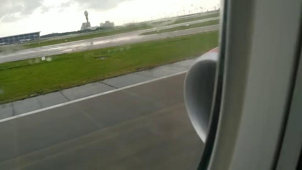 俄罗斯航空777降落浦东机场！