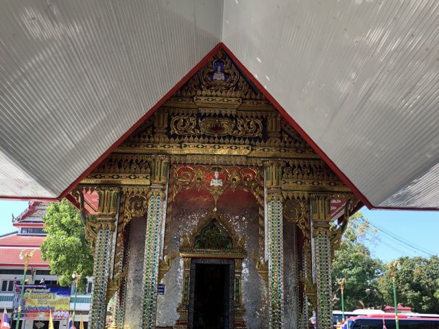 Wat Traimit Wittayaram