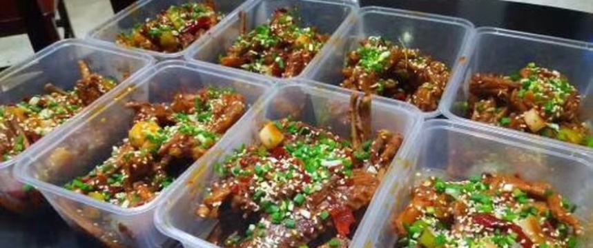 冯大师鸭爪爪特色火锅(晴隆店)