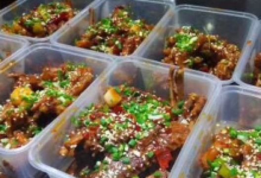 冯大师鸭爪爪特色火锅(晴隆店)美食图片